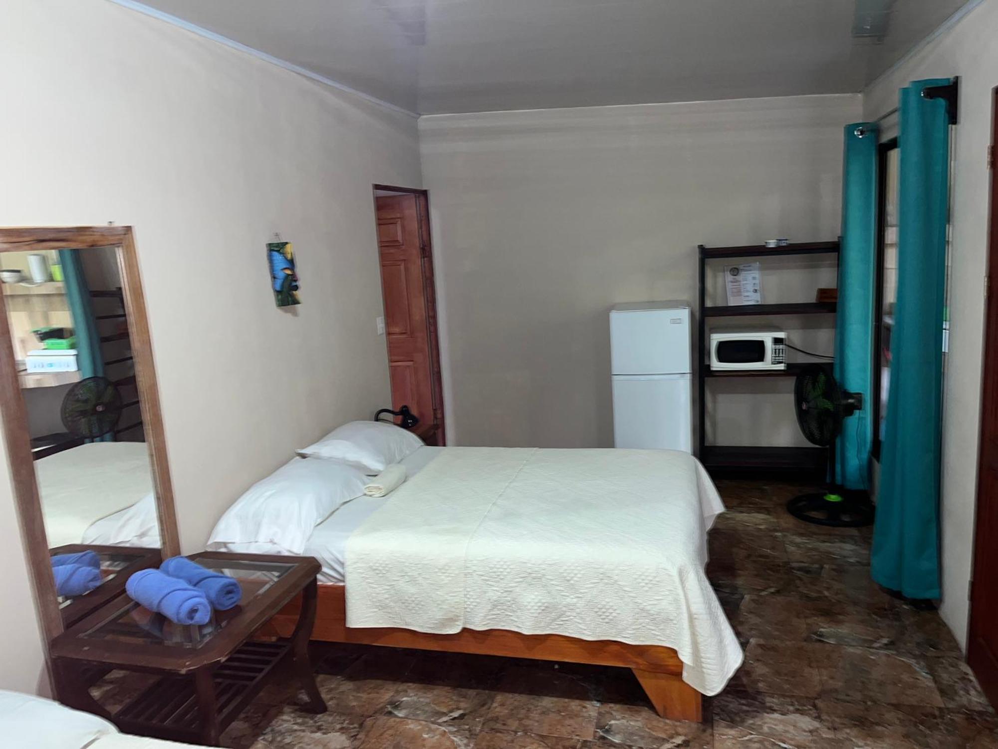 Casa Escondida Apartments Мануел Антонио Екстериор снимка